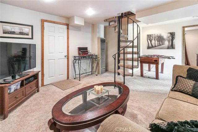 748 Lake, Lake Arrowhead, CA 92352