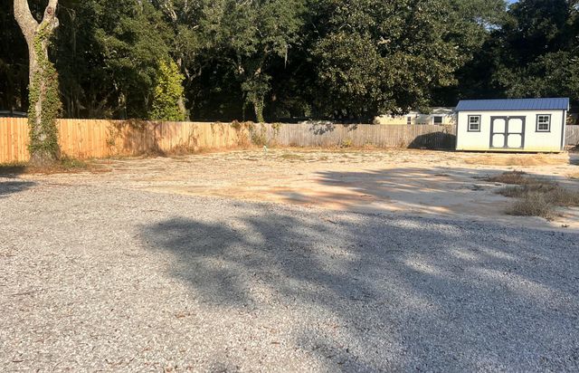 13808 FL-20, Niceville, FL 32578