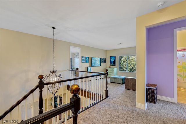 724 PINNACLE HEIGHTS Lane, Las Vegas, NV 89144