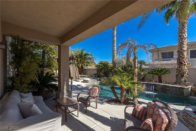 724 PINNACLE HEIGHTS Lane, Las Vegas, NV 89144