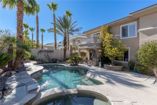 724 PINNACLE HEIGHTS Lane, Las Vegas, NV 89144
