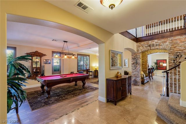724 PINNACLE HEIGHTS Lane, Las Vegas, NV 89144