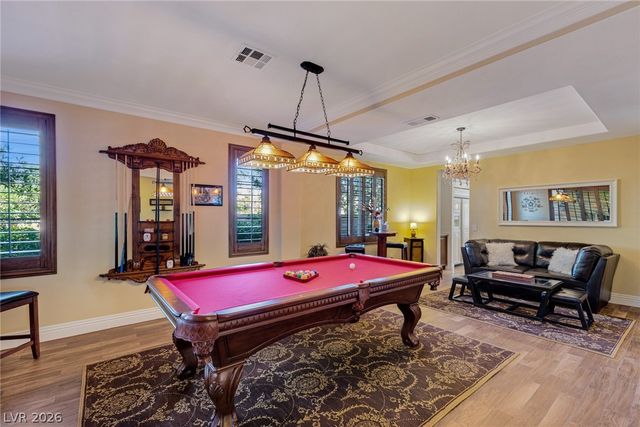 724 PINNACLE HEIGHTS Lane, Las Vegas, NV 89144