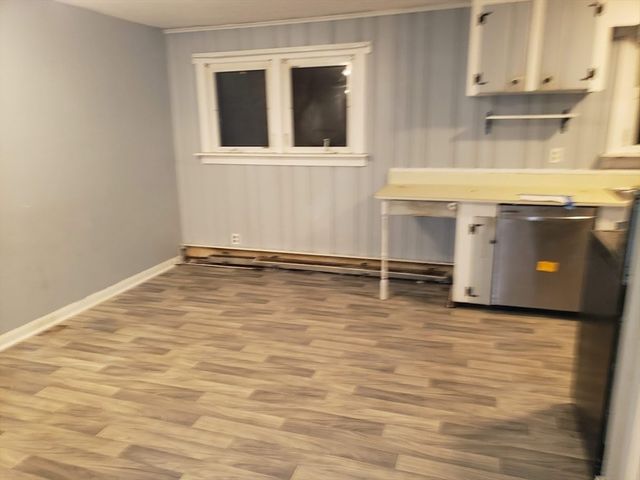 160 Bentley Rd, Barre, MA 01005