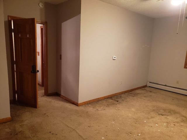 160 Bentley Rd, Barre, MA 01005