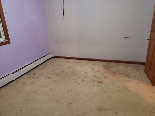 160 Bentley Rd, Barre, MA 01005