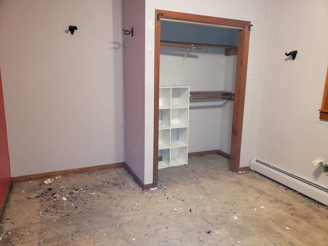 160 Bentley Rd, Barre, MA 01005