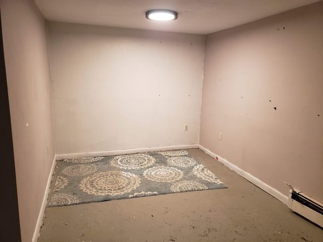 160 Bentley Rd, Barre, MA 01005