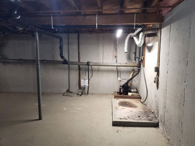 160 Bentley Rd, Barre, MA 01005