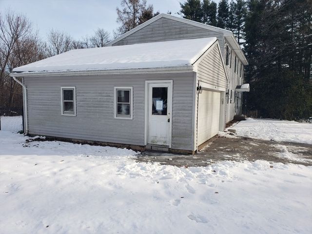 160 Bentley Rd, Barre, MA 01005