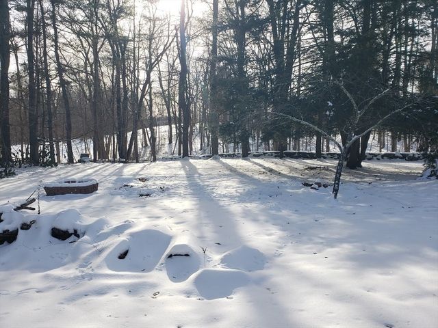 160 Bentley Rd, Barre, MA 01005