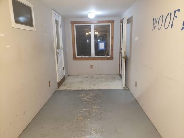 160 Bentley Rd, Barre, MA 01005