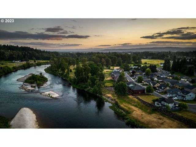 218 MISTY Dr, Woodland, WA 98674