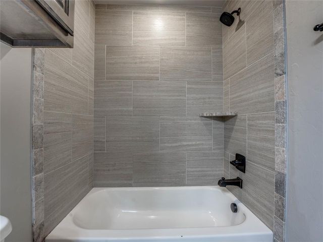 3301 Wakefield Road, Edmond, OK 73034