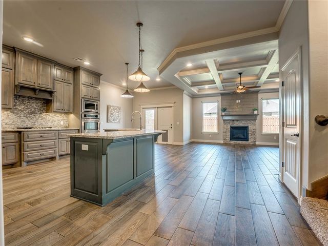3301 Wakefield Road, Edmond, OK 73034