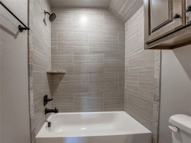 3301 Wakefield Road, Edmond, OK 73034