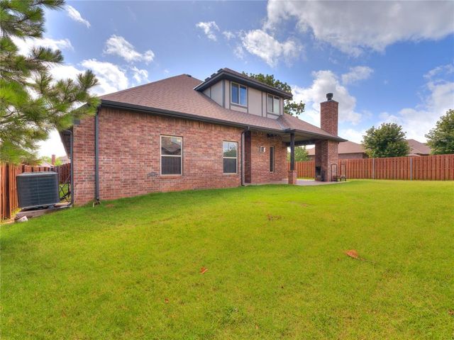 3301 Wakefield Road, Edmond, OK 73034