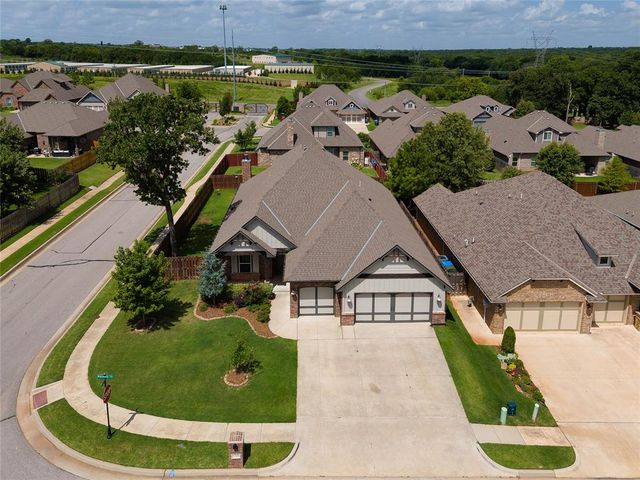 3301 Wakefield Road, Edmond, OK 73034