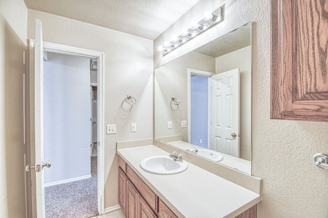 3412 Chester Terrace, Yukon, OK 73099