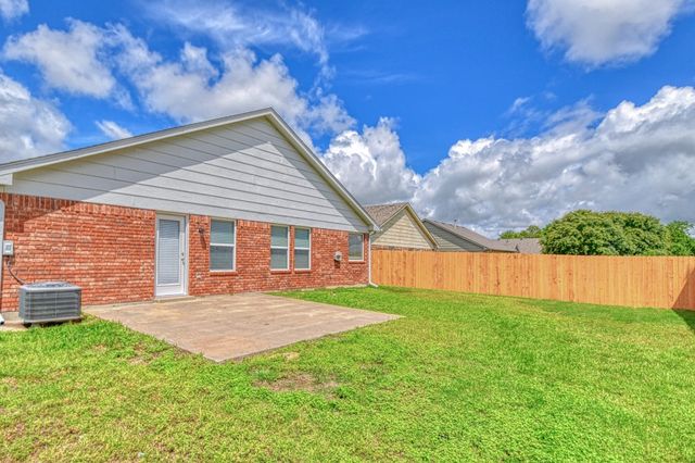 3412 Chester Terrace, Yukon, OK 73099