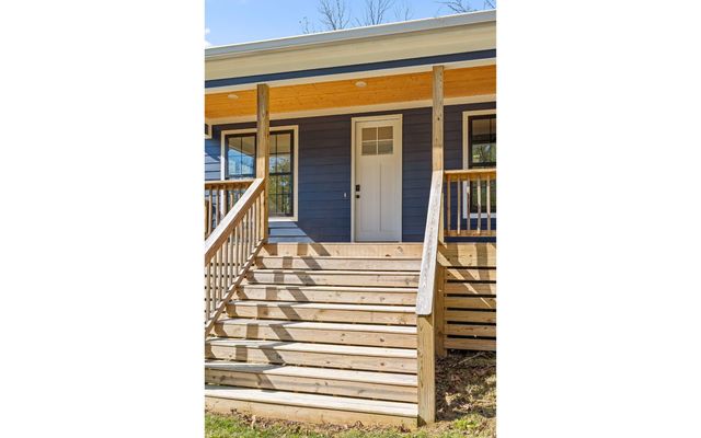 220 Progress Drive, Signal Mountain, TN 37377