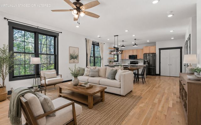 220 Progress Drive, Signal Mountain, TN 37377