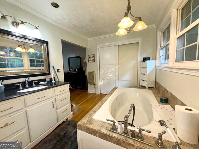 1034 Old Rockmart Road SE, Silver Creek, GA 30173