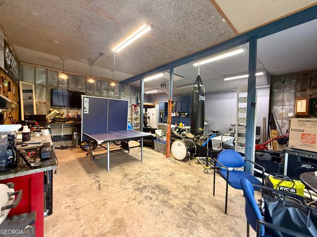 1034 Old Rockmart Road SE, Silver Creek, GA 30173