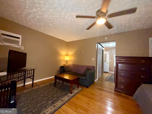 1034 Old Rockmart Road SE, Silver Creek, GA 30173