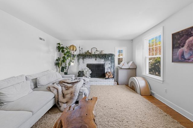 377 Archer St, Fall River, MA 02720