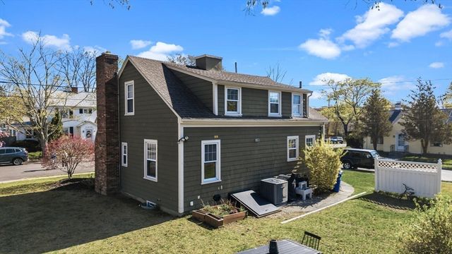 377 Archer St, Fall River, MA 02720