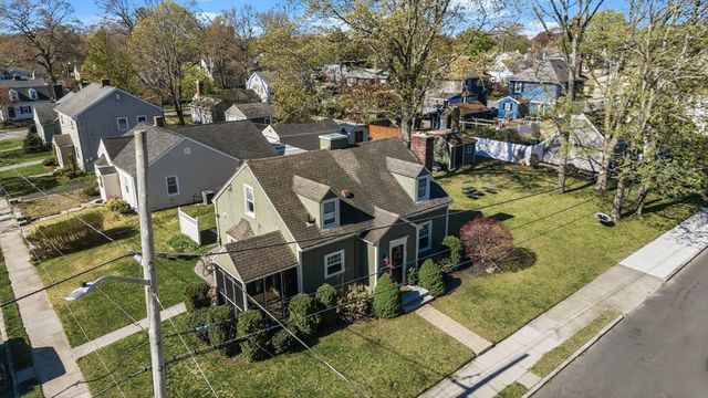 377 Archer St, Fall River, MA 02720