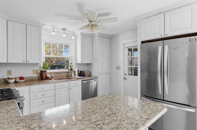 377 Archer St, Fall River, MA 02720