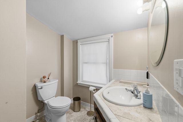 377 Archer St, Fall River, MA 02720