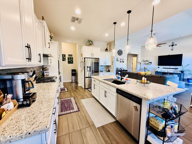 13724 W HARVEST Avenue, Litchfield Park, AZ 85340