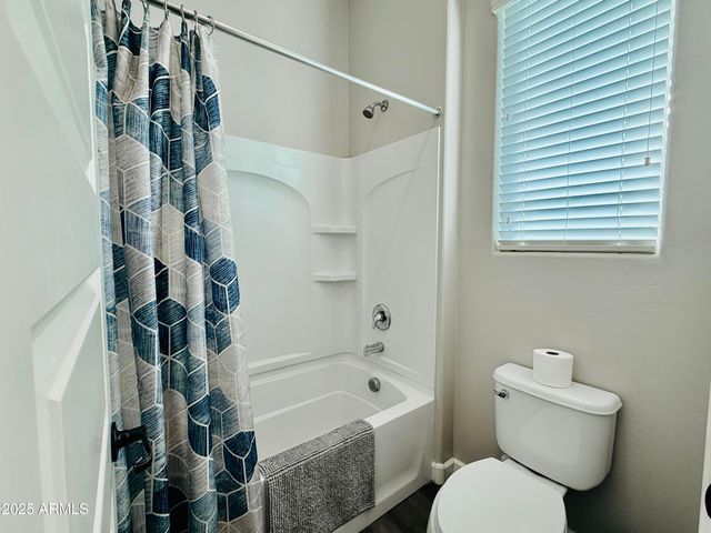 13724 W HARVEST Avenue, Litchfield Park, AZ 85340