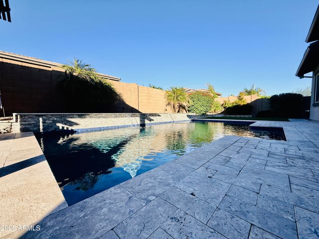 13724 W HARVEST Avenue, Litchfield Park, AZ 85340