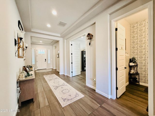 13724 W HARVEST Avenue, Litchfield Park, AZ 85340