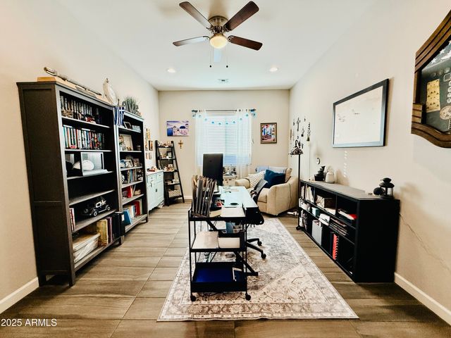 13724 W HARVEST Avenue, Litchfield Park, AZ 85340