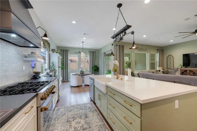 24590 Crestley Drive, Corona, CA 92883