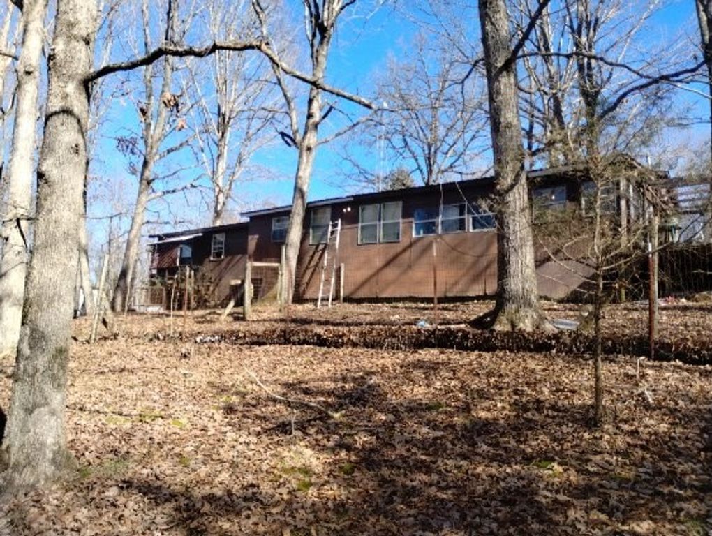 115 Peachwood Ln, Holladay, TN 38341
