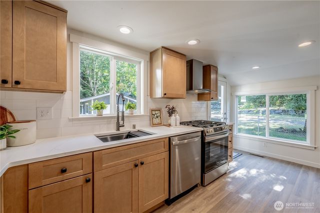 18414 Baldwin Road, Bothell, WA 98012