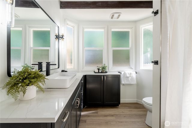 18414 Baldwin Road, Bothell, WA 98012