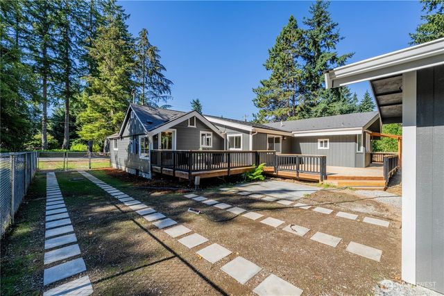 18414 Baldwin Road, Bothell, WA 98012
