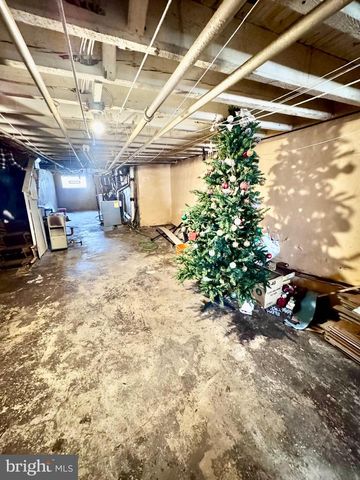 4202 N 7TH ST, Philadelphia, PA 19140