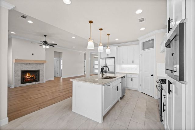 1350 Overcup Oak Lane, Bentonville, AR 72713