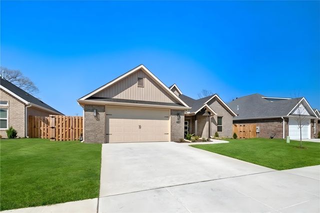 1350 Overcup Oak Lane, Bentonville, AR 72713