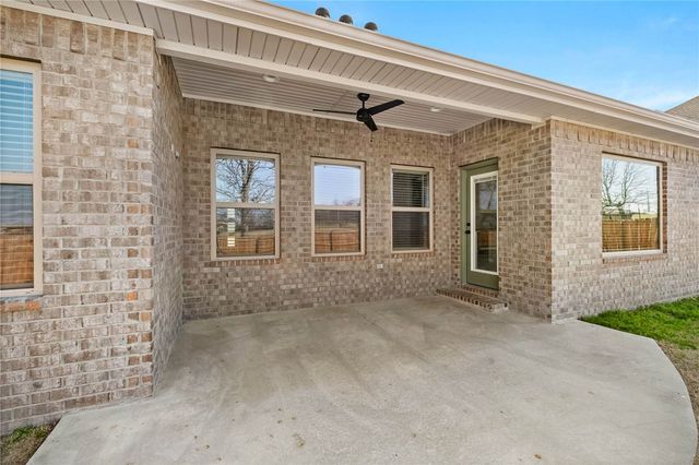 1350 Overcup Oak Lane, Bentonville, AR 72713