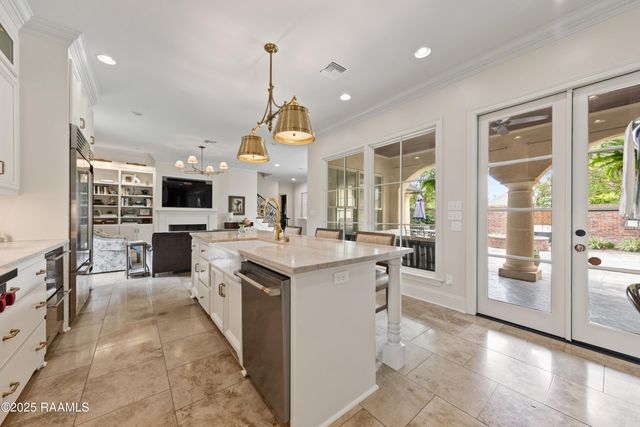 100 Emily Circle, Lafayette, LA 70508