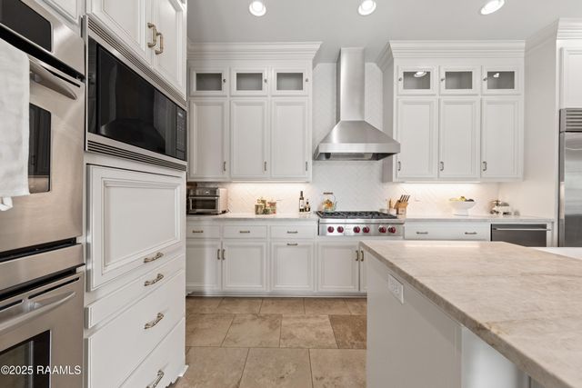 100 Emily Circle, Lafayette, LA 70508